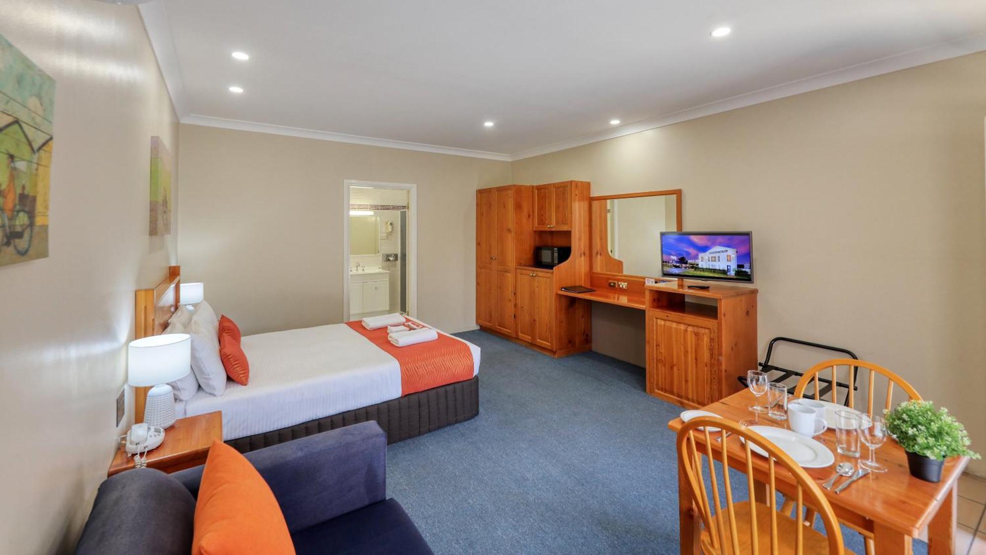 קווארה Breakout Motor Inn מראה חיצוני תמונה