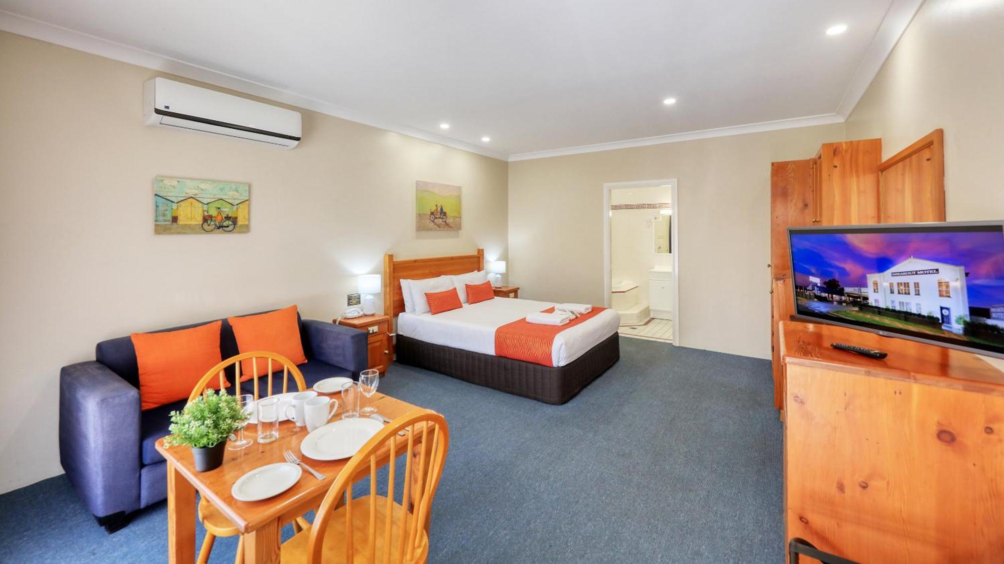 קווארה Breakout Motor Inn מראה חיצוני תמונה